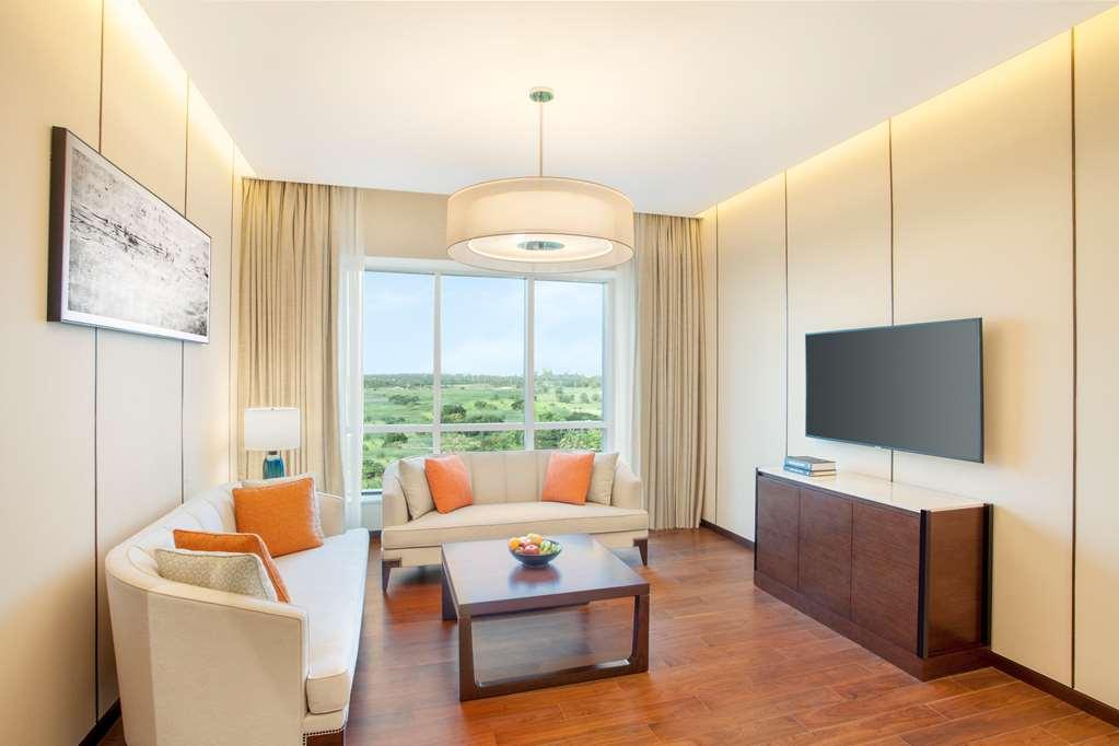 Hyatt Regency Thrissur Hotel Стая снимка