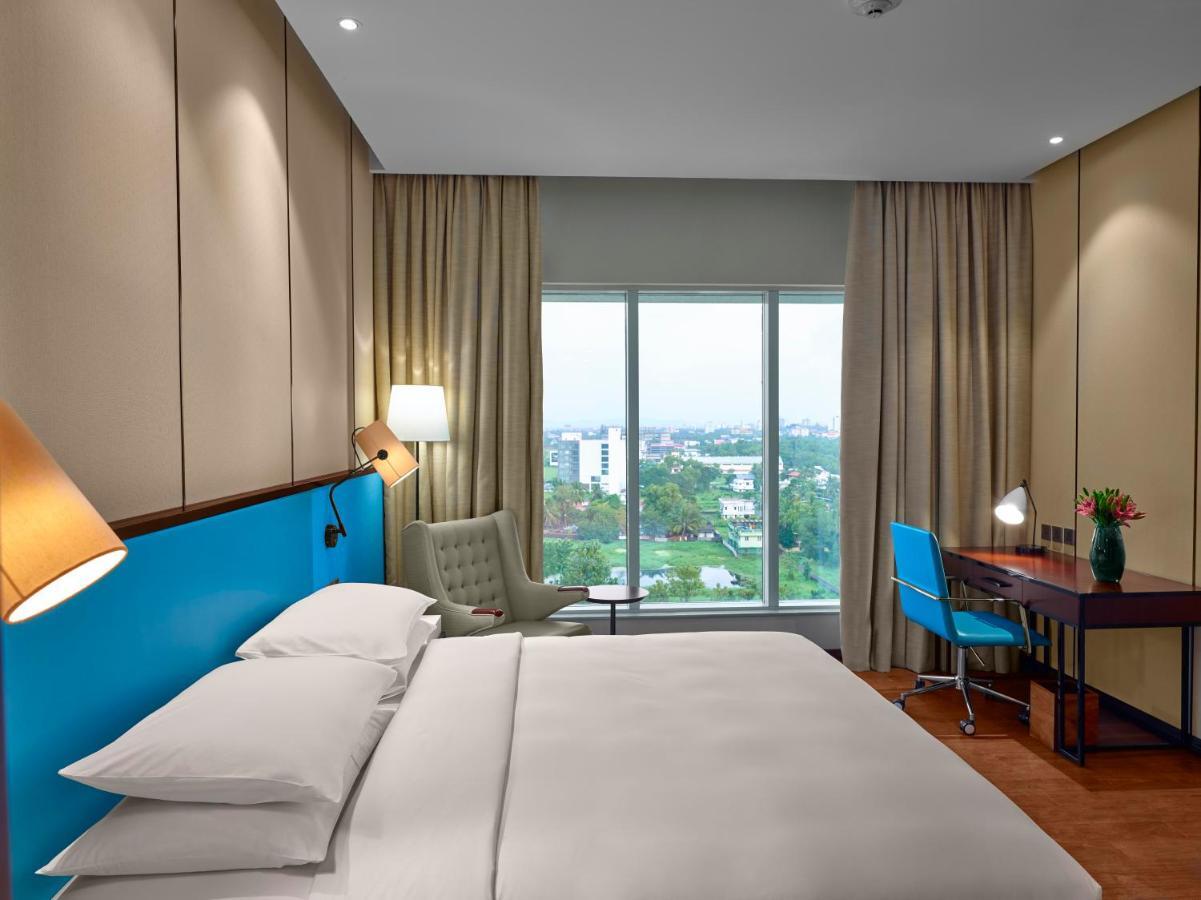 Hyatt Regency Thrissur Hotel Екстериор снимка